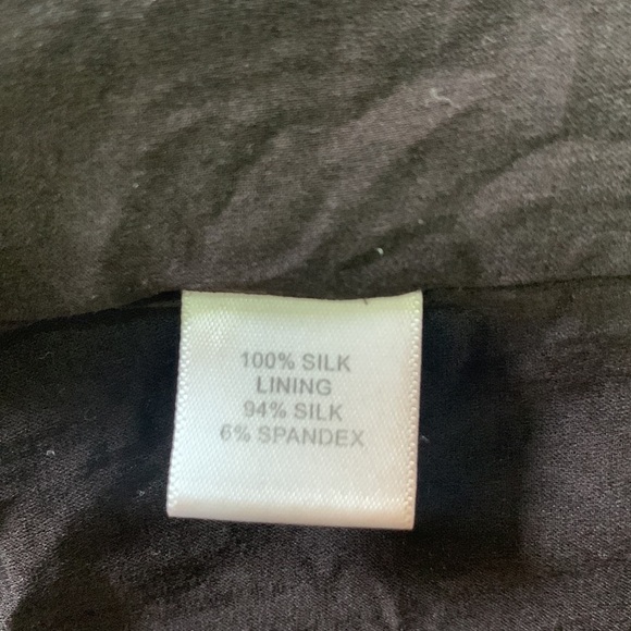 St John Sleeveless Paisley Silk Blend V Neck Ruffle Blouse Top M - Picture 4 of 4